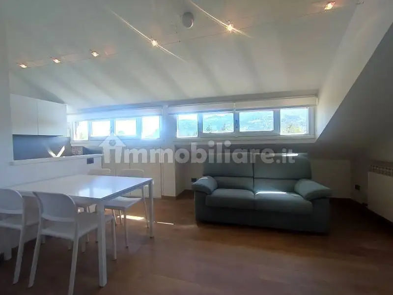 Appartamento in affitto a Clusone