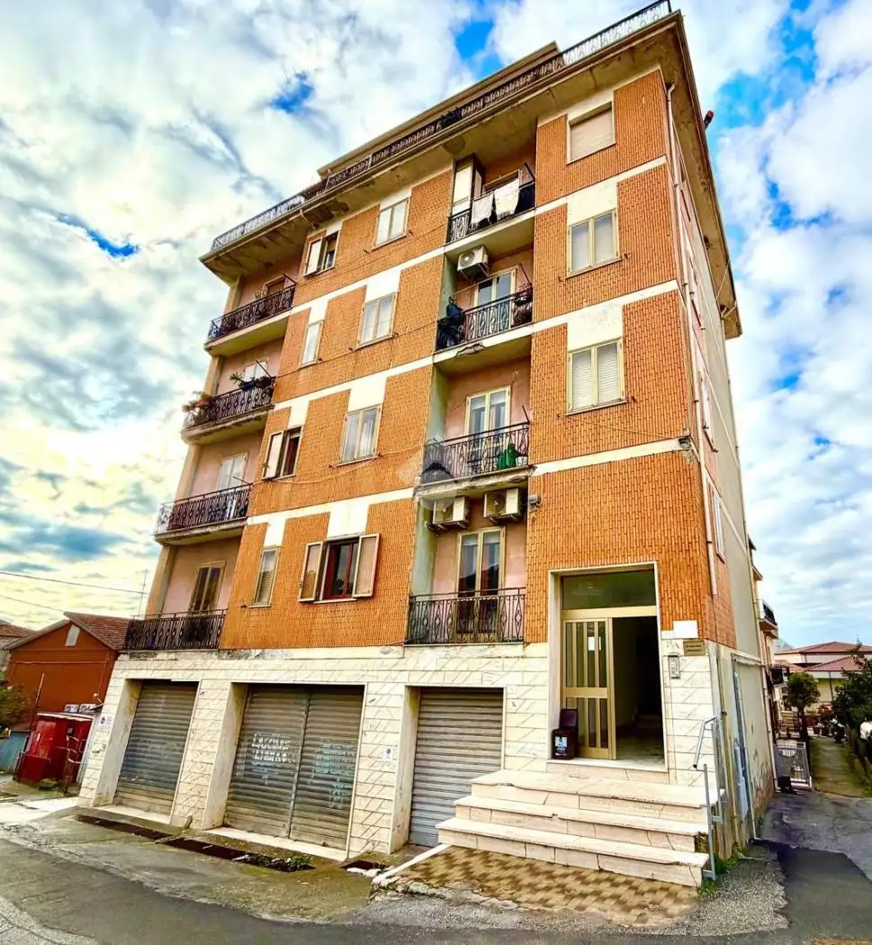 Appartamento in vendita a Diamante