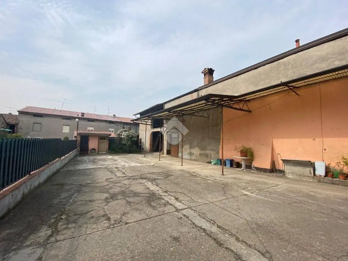 Rustico, da ristrutturare, 260 m², Centro, Erbusco - foto 4