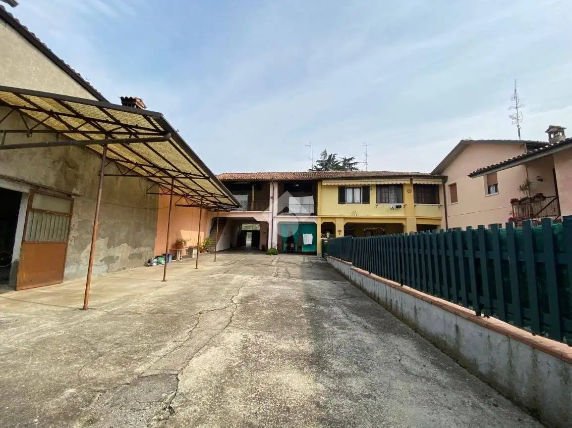 Rustico, da ristrutturare, 260 m², Centro, Erbusco - foto 5