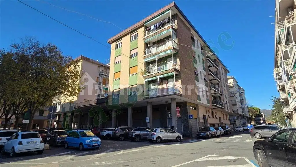 Appartamento in vendita a Albisola Superiore
