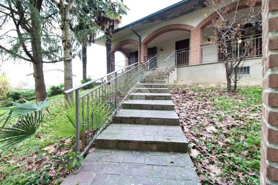 Villa in vendita a Cava Manara