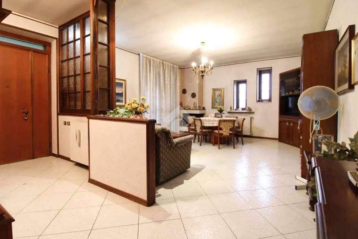 Villa bifamiliare via Leonardo da Vinci 16, Tre Re Mezzana Corti, Cava Manara - foto 3