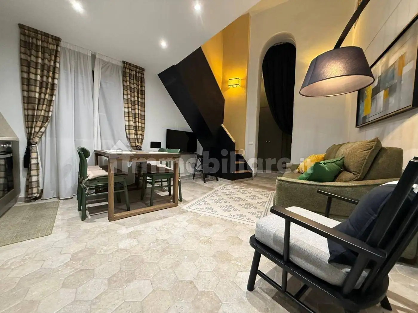 Trilocale largo Sant'Elena 1/A, Corso Trieste, Caserta - foto 3