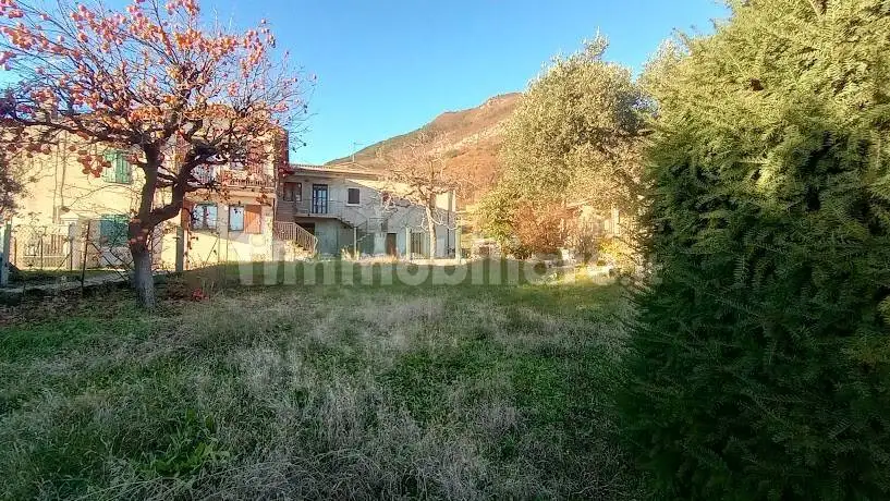 Terratetto unifamiliare via Aldo Moro 885, Rubiana, Caprino Veronese - foto 3