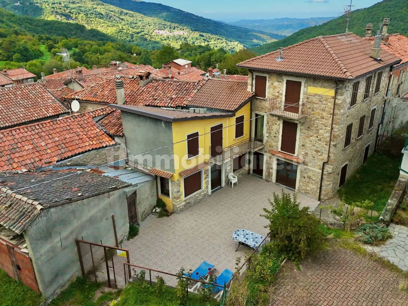 Rustico - Casale in vendita a Fabbrica Curone