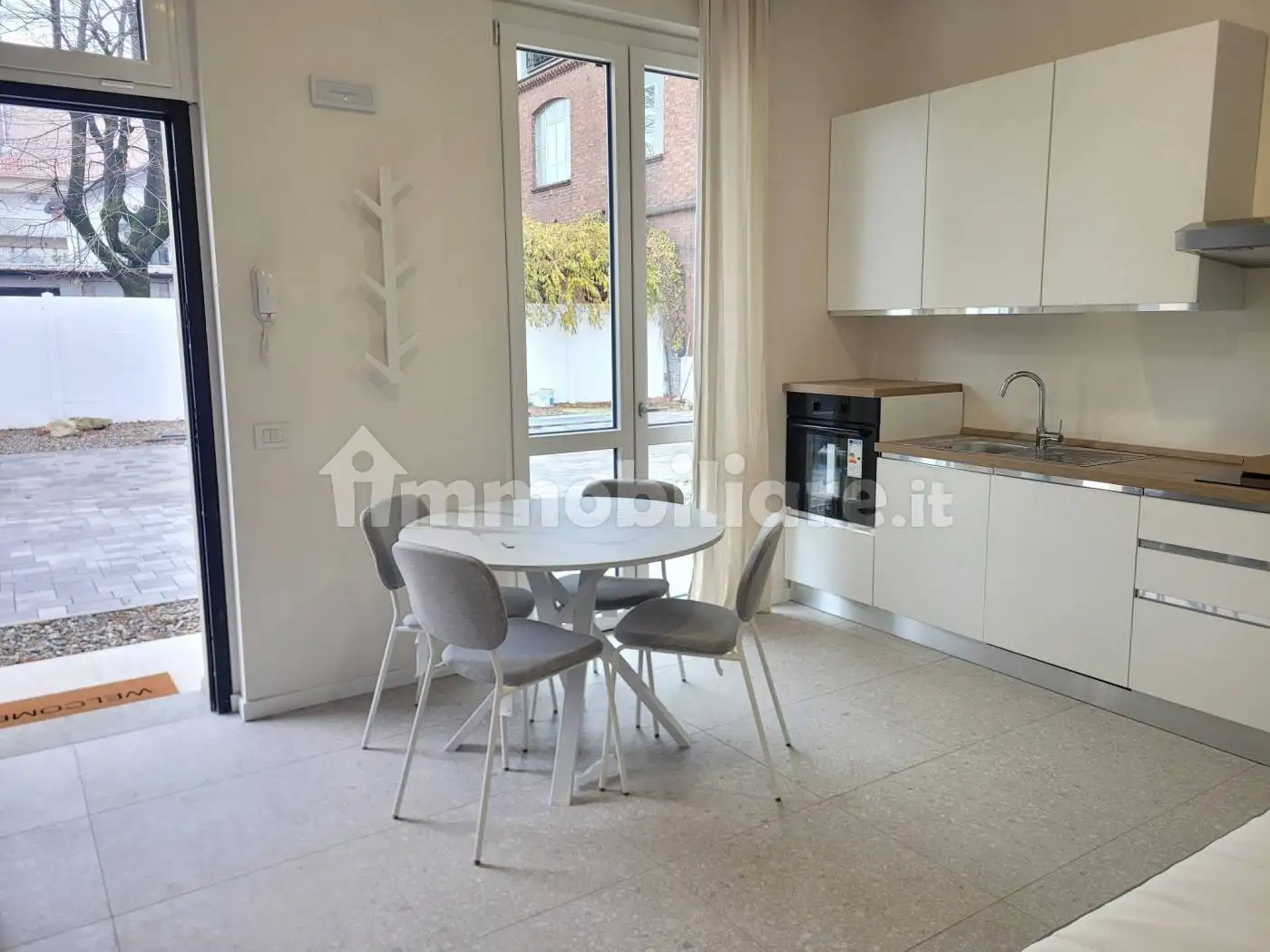 Appartamento in affitto a Rho