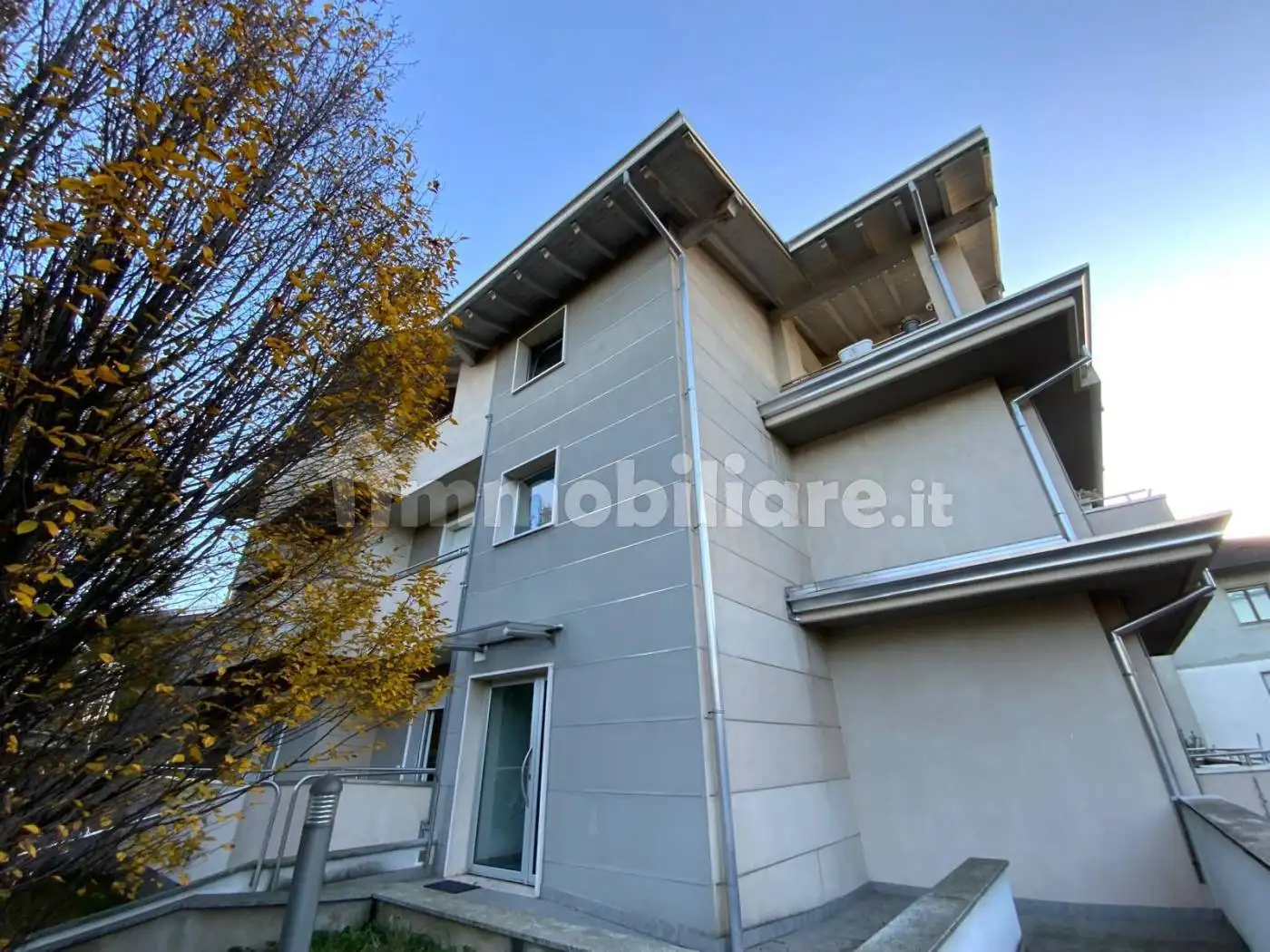 Appartamento in vendita a Busto Garolfo