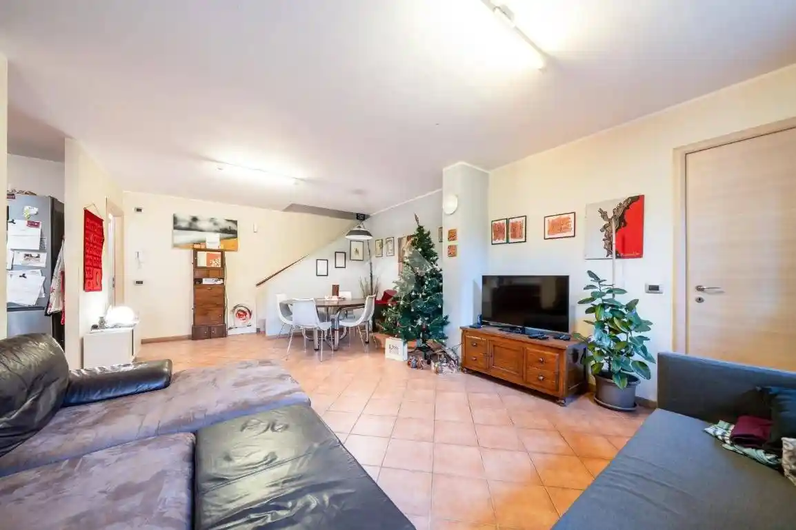 Appartamento via Gherardo Strucchi 4, Ospizio - San Maurizio, Reggio Emilia - foto 2