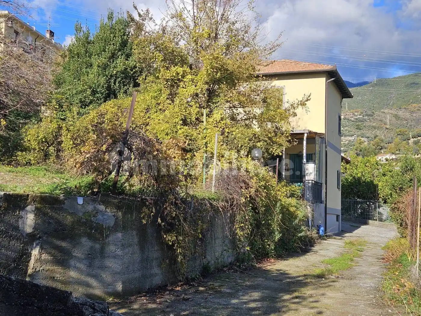 Terratetto unifamiliare 90 m², da ristrutturare, Ospedale, Sanremo - foto 2