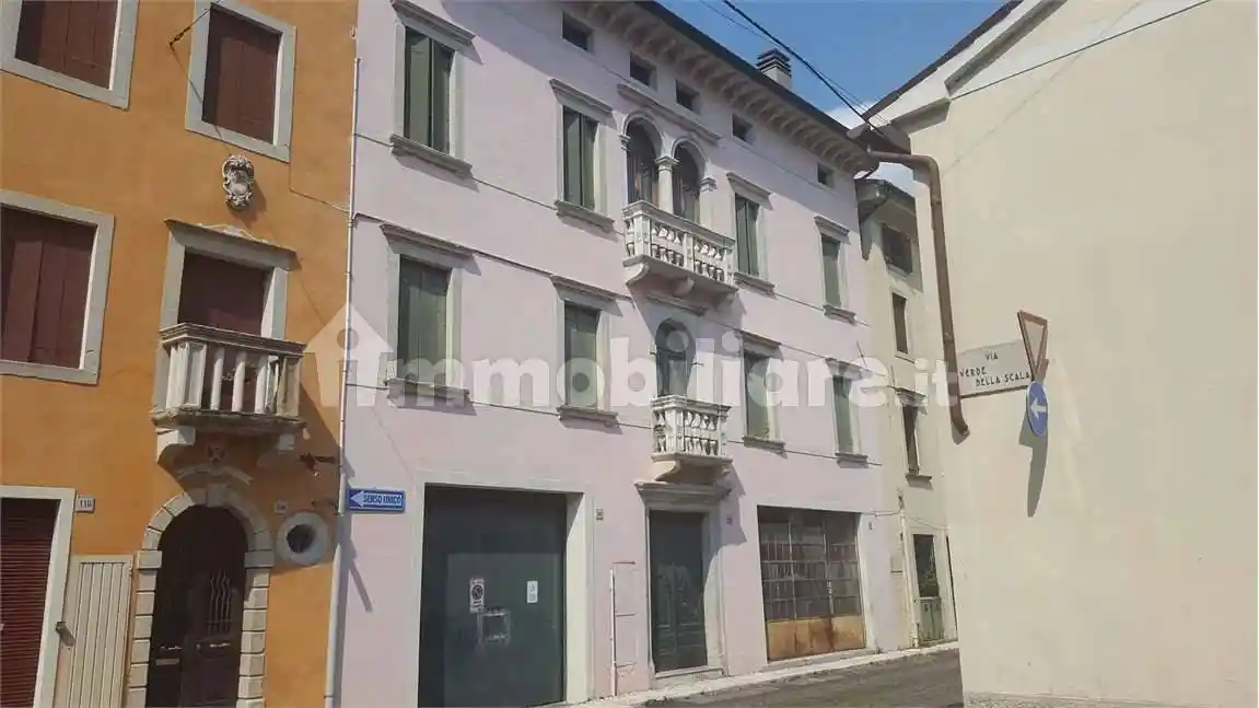 Palazzo - Edificio in Vendita - foto 3