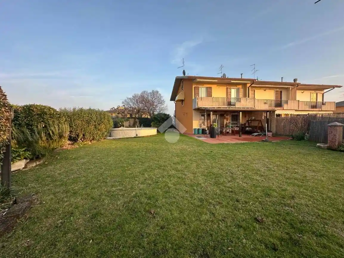 Villa plurifamiliare via Roma 50, Bussolengo - foto 2