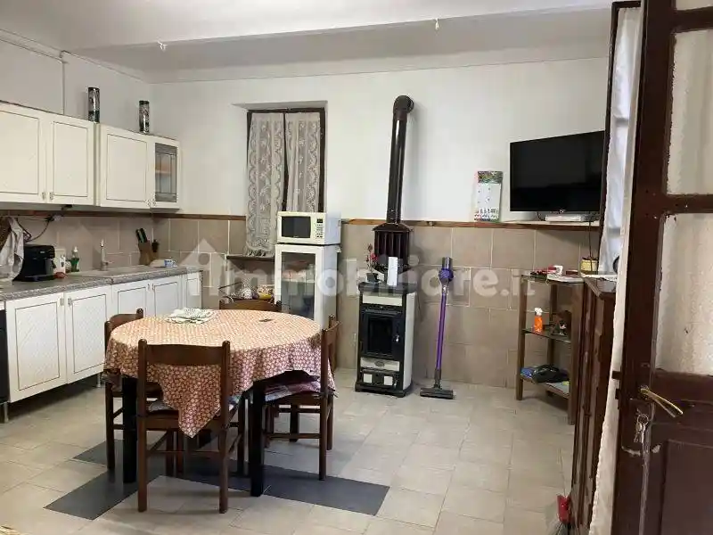 Cascina via Nino Ponzio 2, San Giovanni, Carmagnola - foto 2