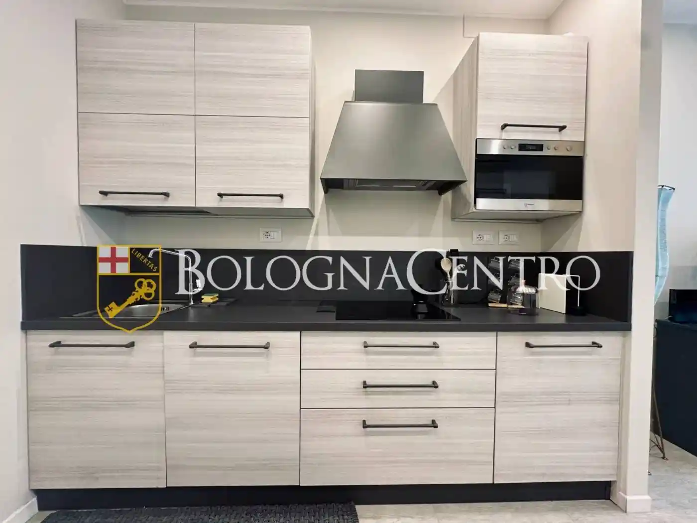 Bilocale via Riva Di Reno, Centro Storico, Bologna - foto 2