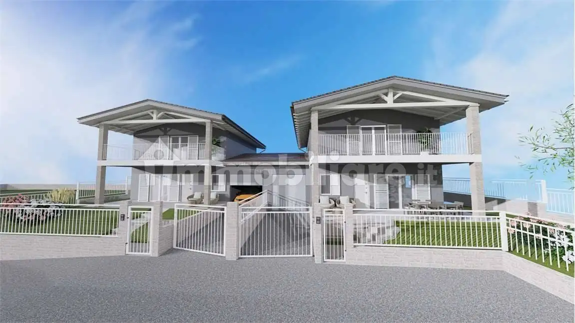 Villa in vendita a Taino