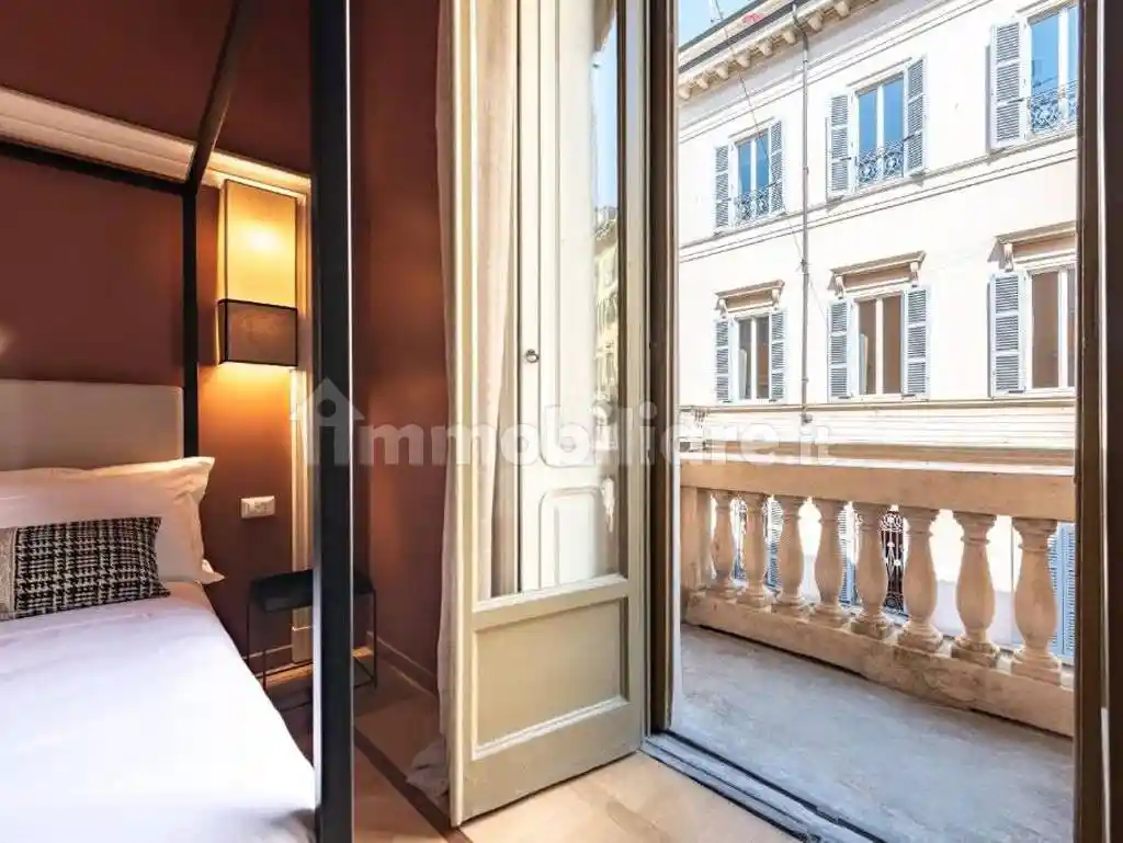 Appartamento via Sant'Andrea, San Babila, Milano - foto 3