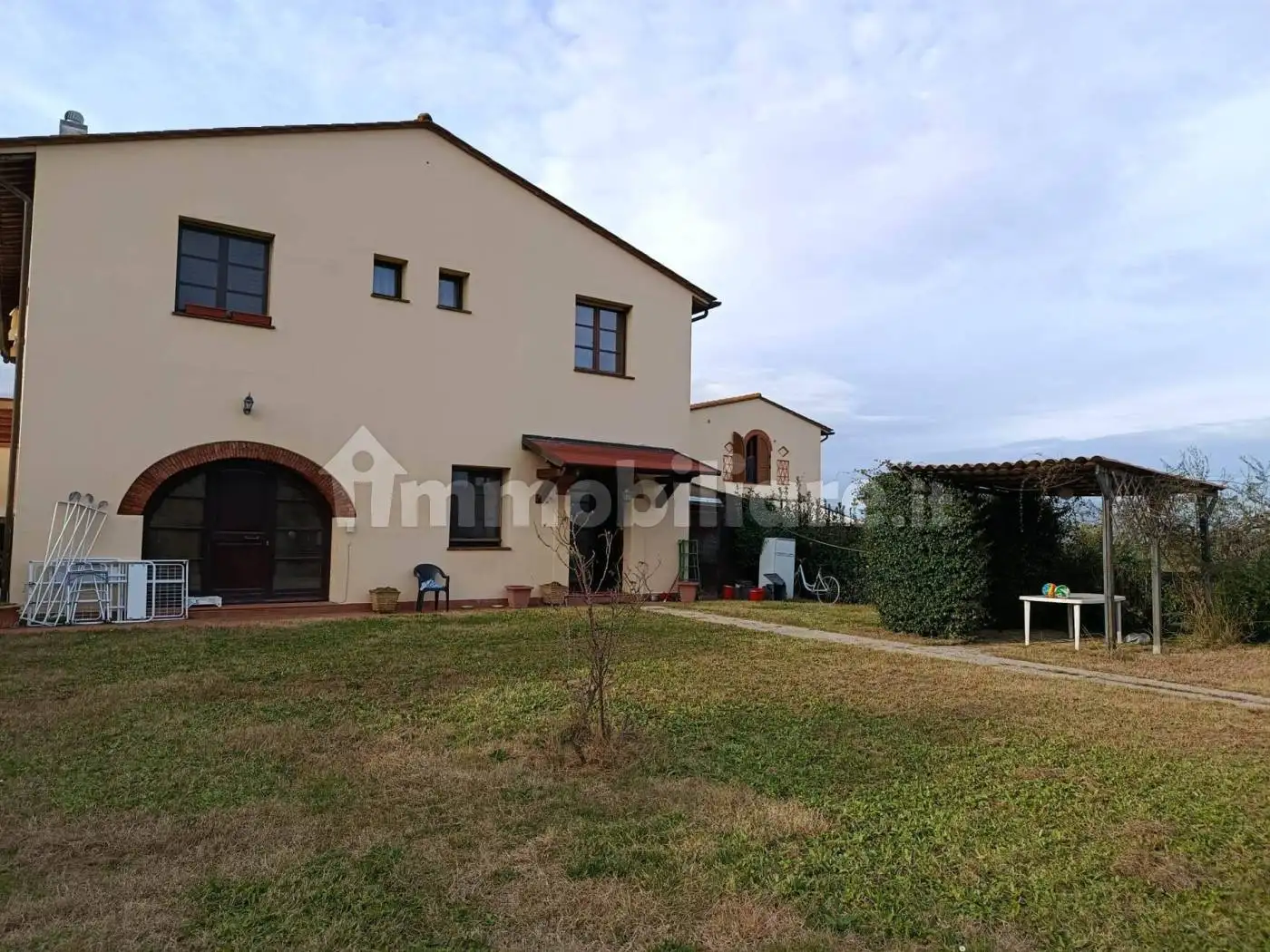 Appartamento in vendita a Crespina e Lorenzana