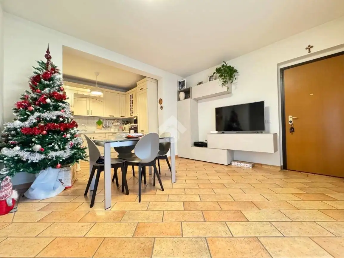 Trilocale via Vigne 9, Centro, Castelleone - foto 2