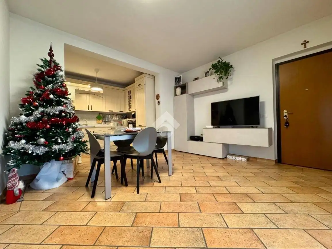 Trilocale via Vigne 9, Centro, Castelleone - foto 3