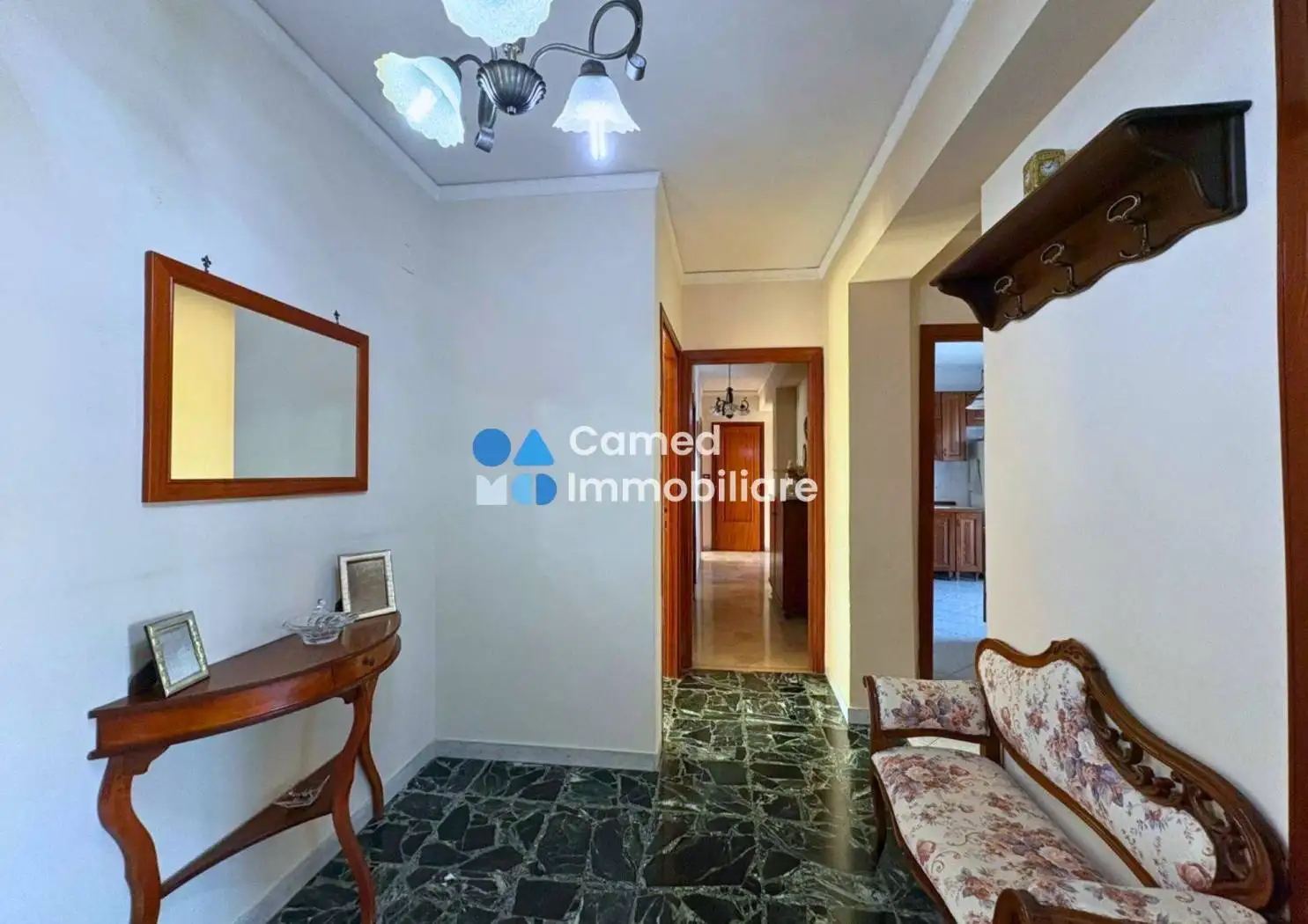 Appartamento in vendita a Napoli