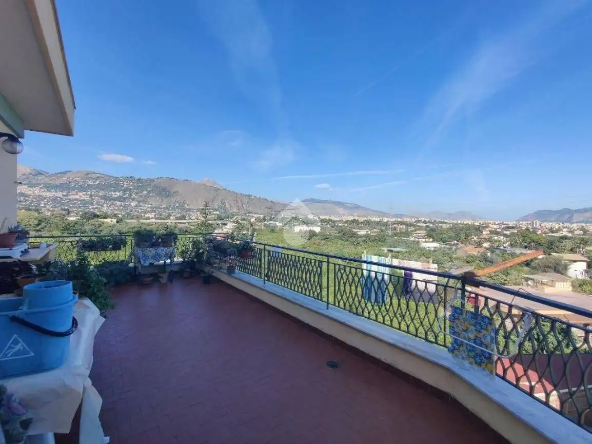 Appartamento in vendita a Palermo