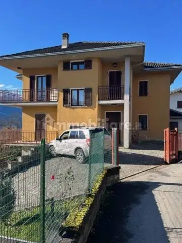 Villa in vendita a Teglio