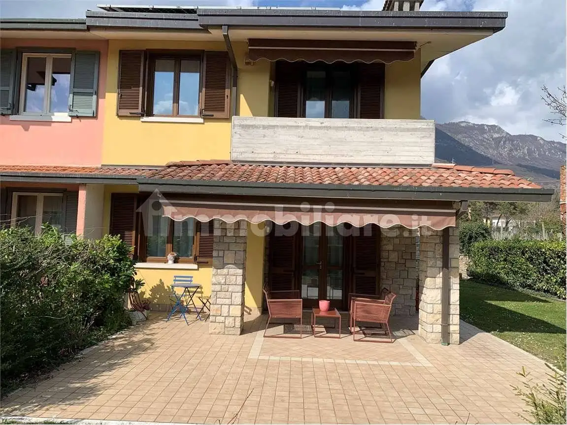 Villa bifamiliare via cavour, 64, Centro, Botticino - foto 2