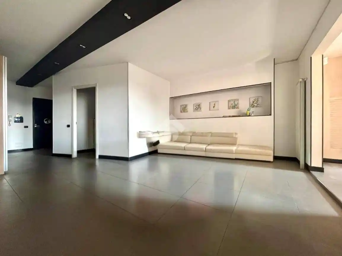 Trilocale Cdn Torre Francy, Centro Direzionale, Napoli - foto 2