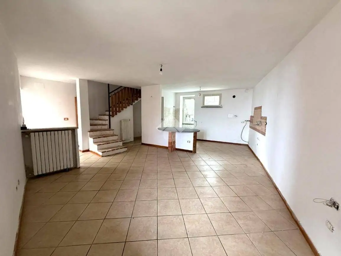 Terratetto unifamiliare via Regina Elena 77, Bassano in Teverina - foto 4