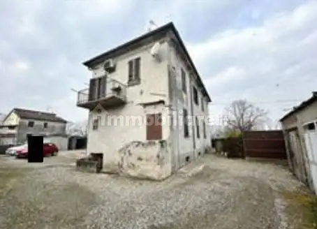 Appartamento in asta a Monticelli d'Ongina