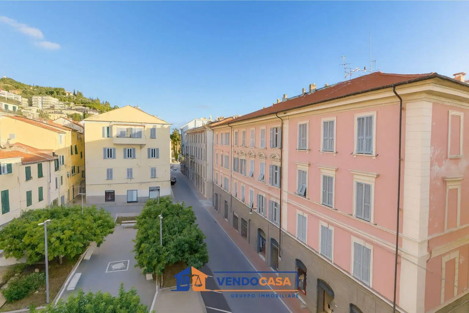 Quadrilocale piazza Ludovico Maresca 2, Oneglia, Imperia - foto 2