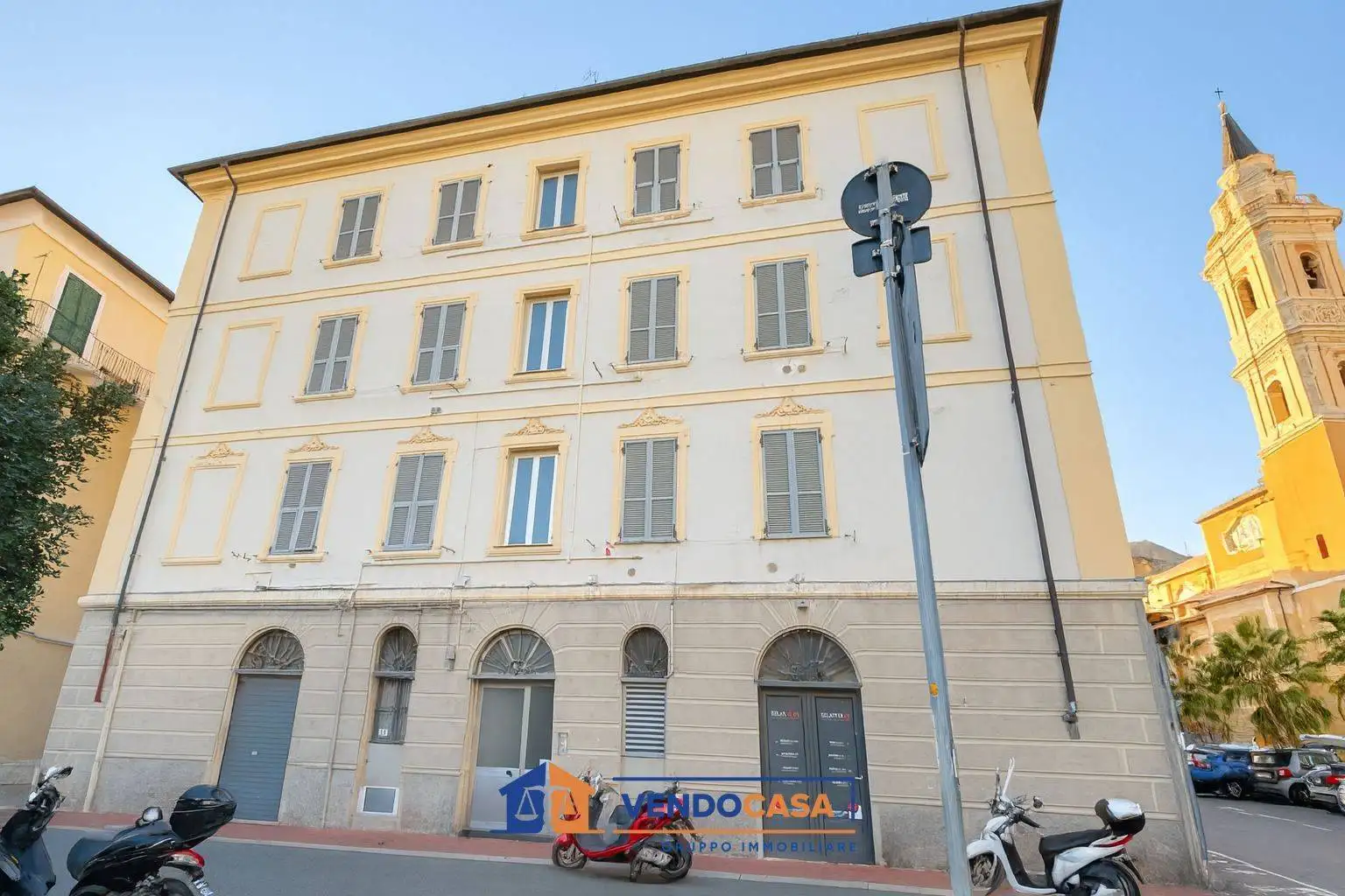 Quadrilocale piazza Ludovico Maresca 2, Oneglia, Imperia - foto 3