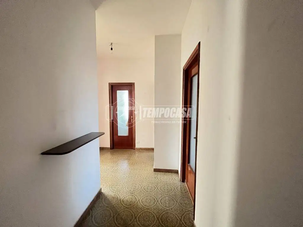 Trilocale via carlo botta 59/B, Centro, Castellamonte - foto 2