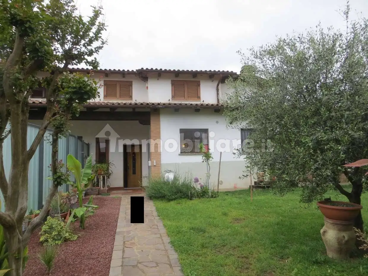 Villa in asta a Mapello