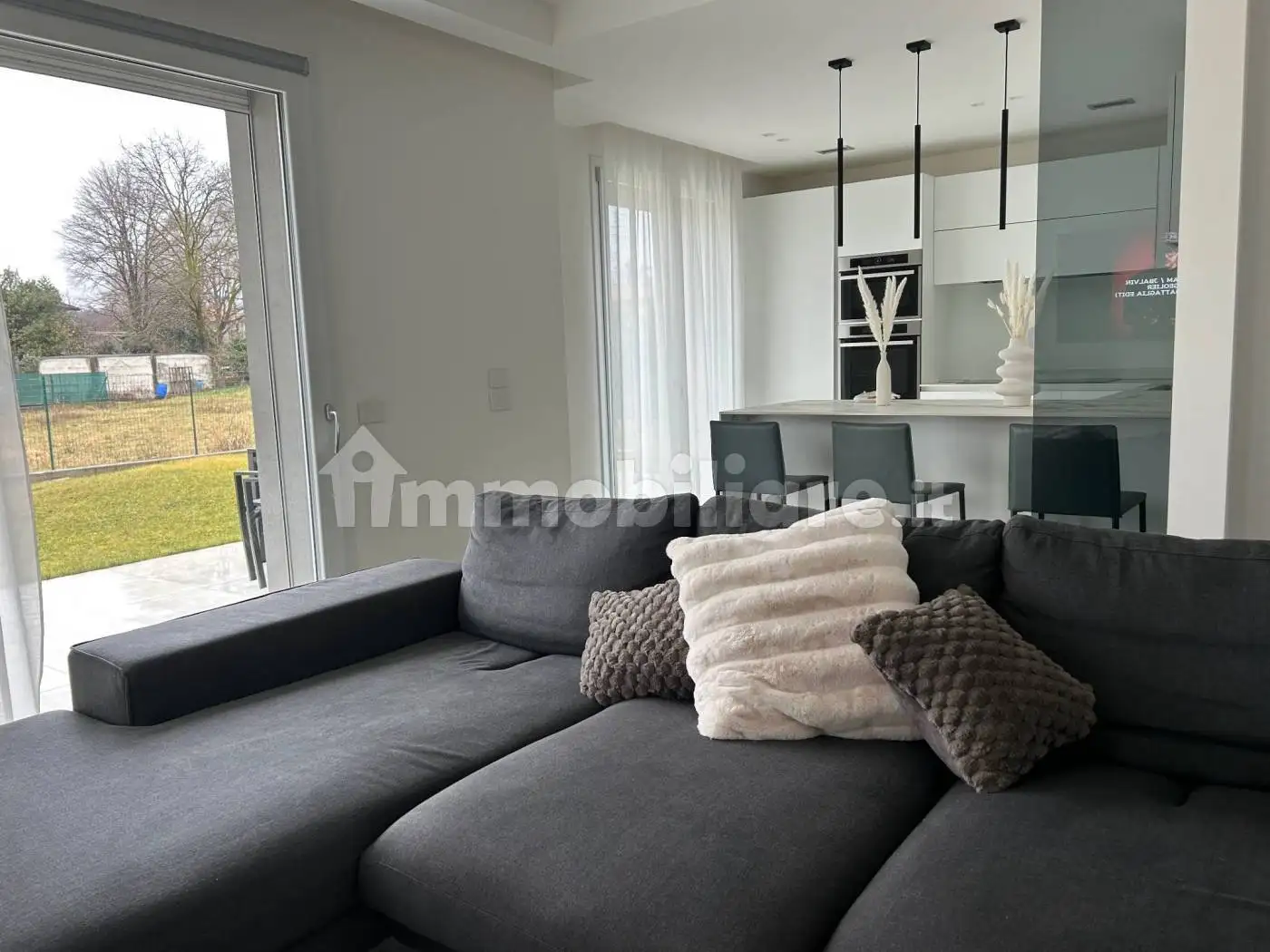 Villa unifamiliare via Piave 45k, Caronno Varesino - foto 3