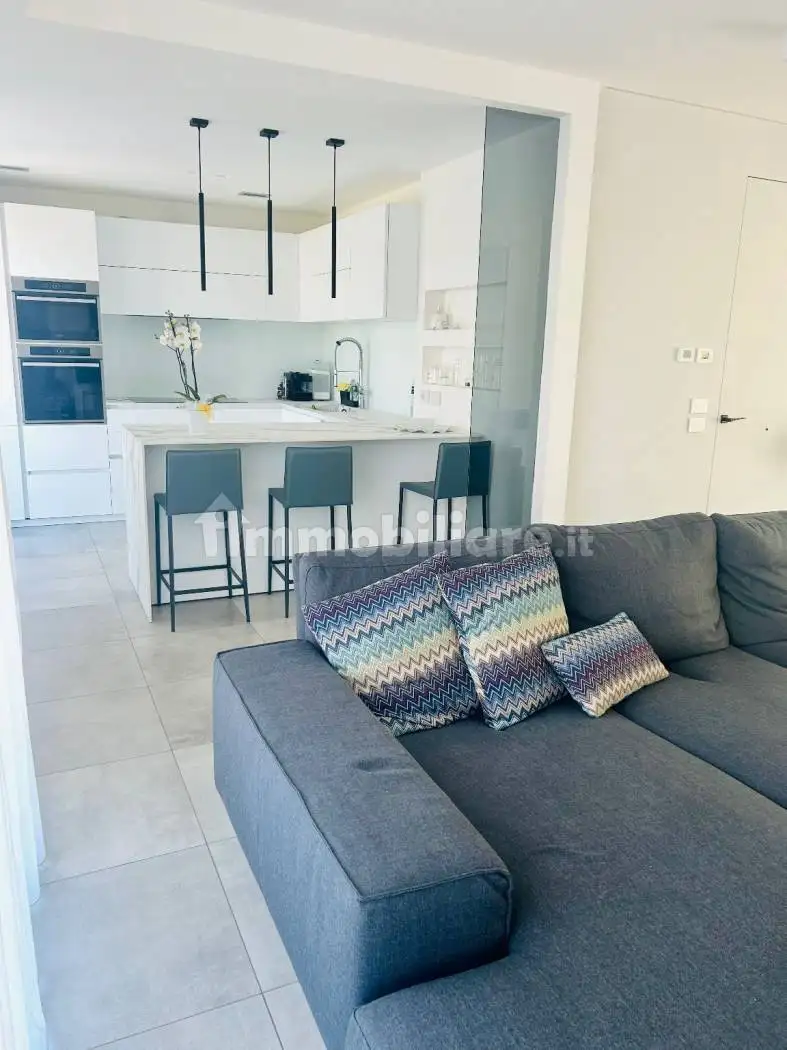 Villa unifamiliare via Piave 45k, Caronno Varesino - foto 5