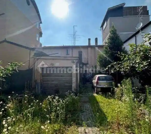 Villa a schiera via Luciano Marchi 4, Borgo Roma, Verona - foto 2