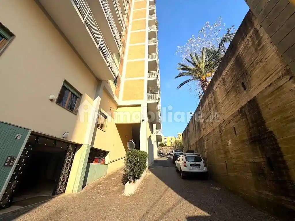 Trilocale via Salvator Rosa 253, Piazza Canneto - Salvator Rosa, Napoli - foto 4