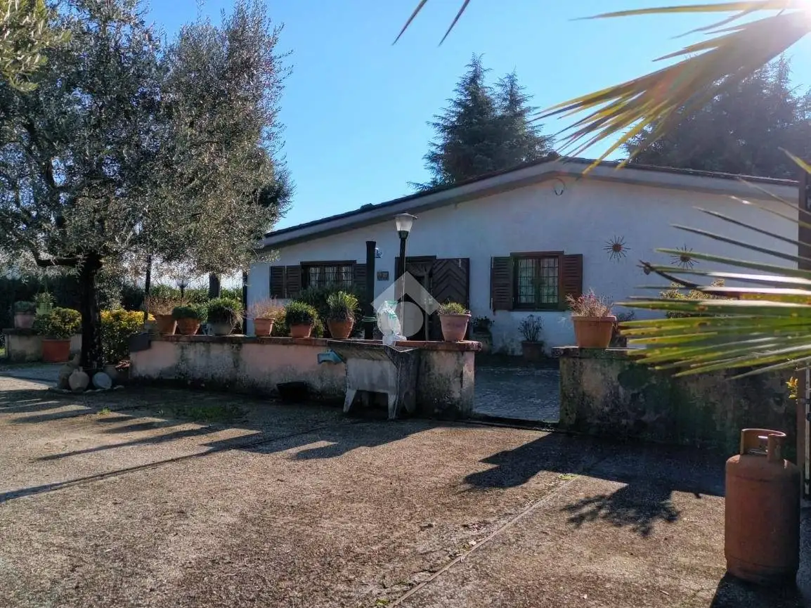 Villa in vendita a Olevano Romano