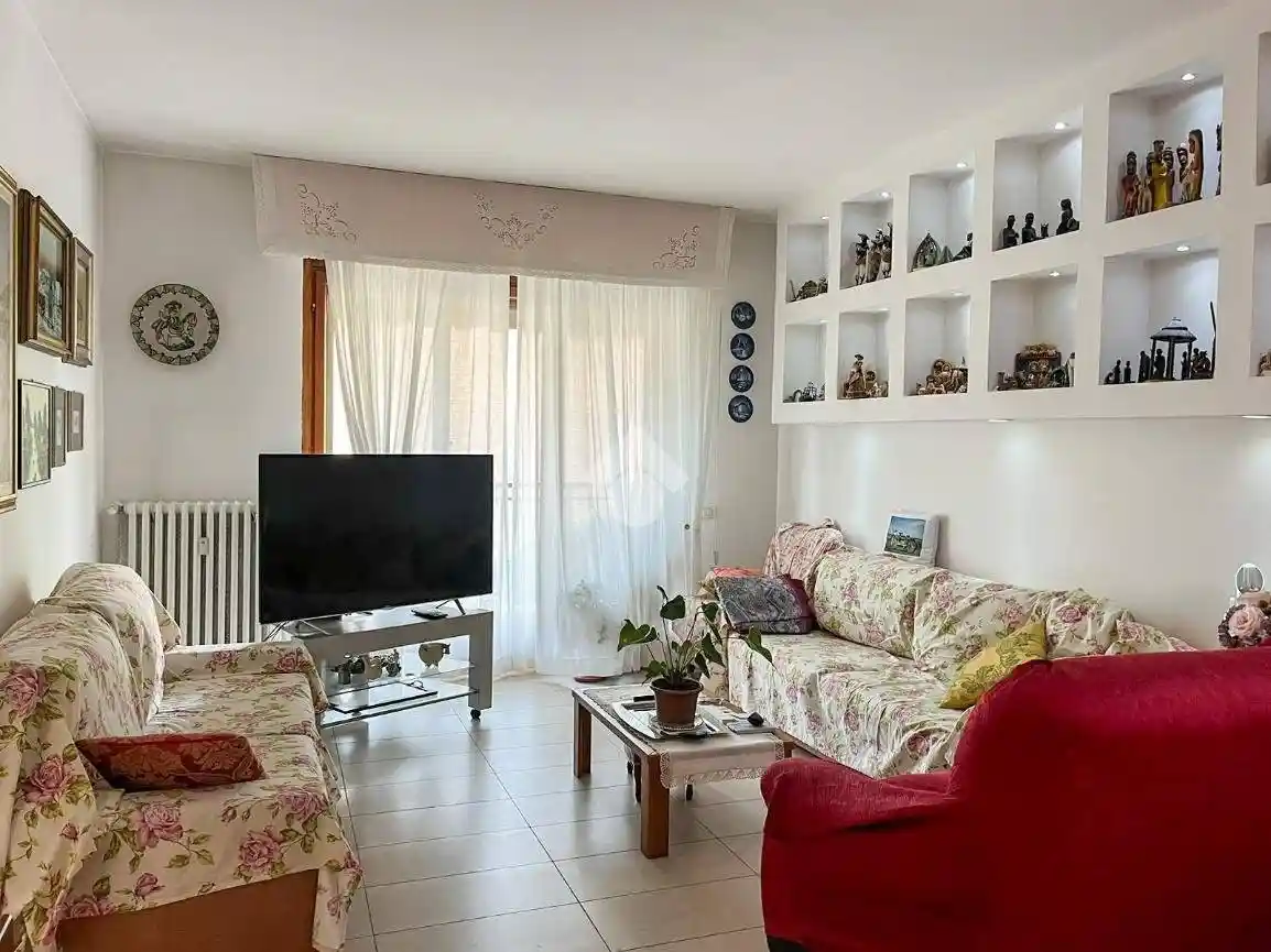 Quadrilocale via C. Goldoni 41, Bosto, Varese - foto 3