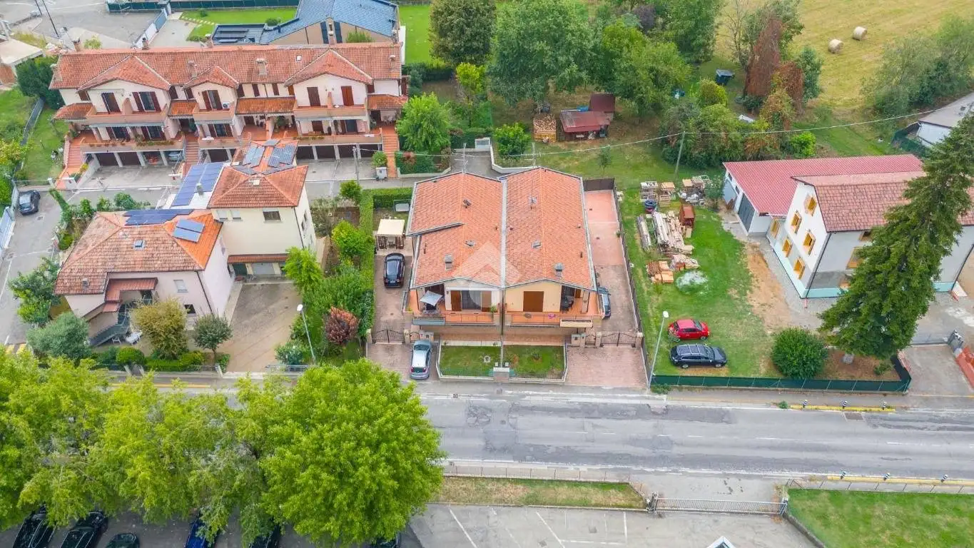 Villa bifamiliare via Andrea Rivasi 113, Centro, Cavriago - foto 4