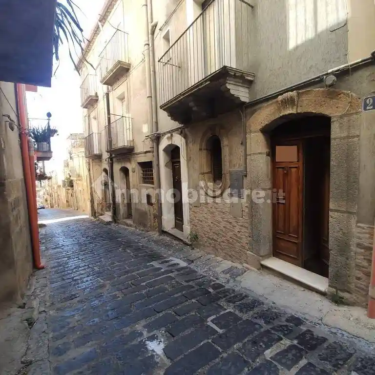 Appartamento in vendita a Caltagirone