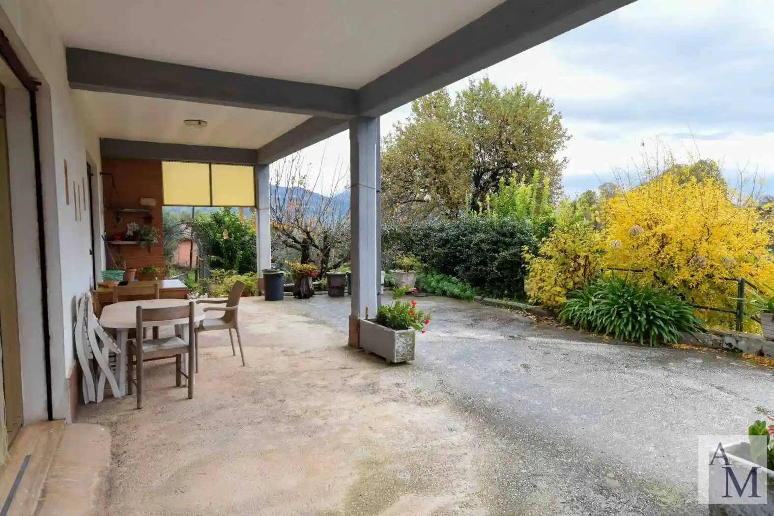 Villa in vendita a Lariano