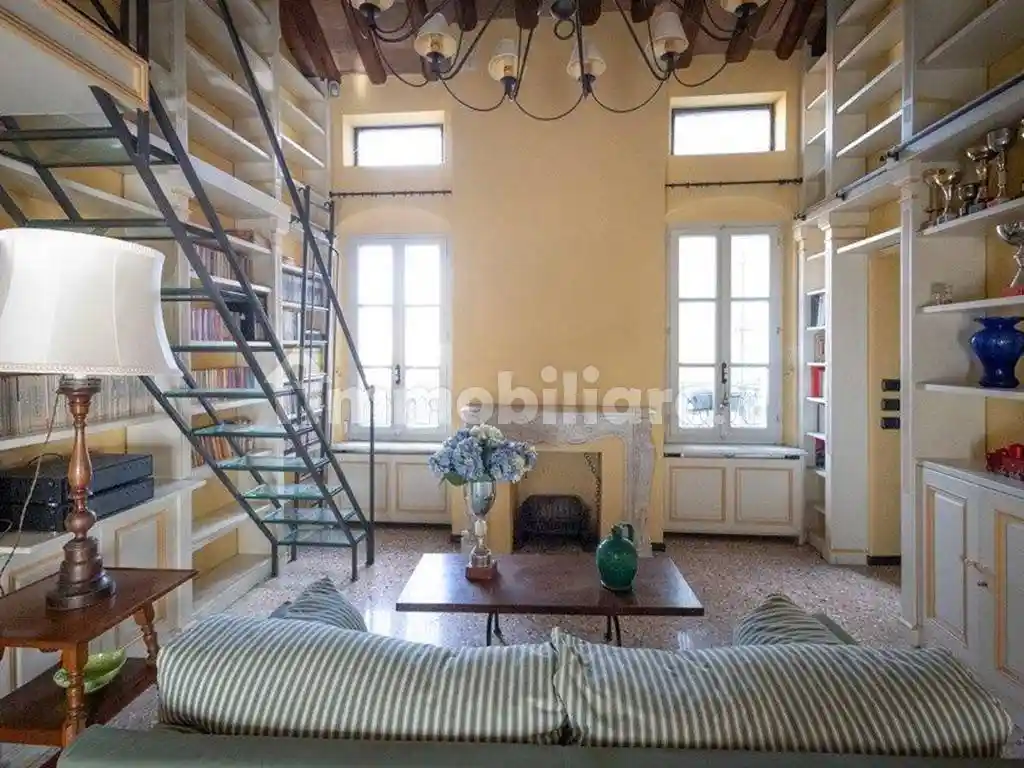 Appartamento in vendita a Parma