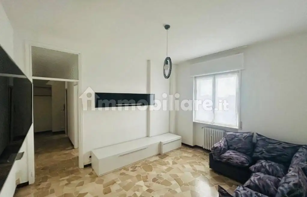 Appartamento in affitto a Rovello Porro