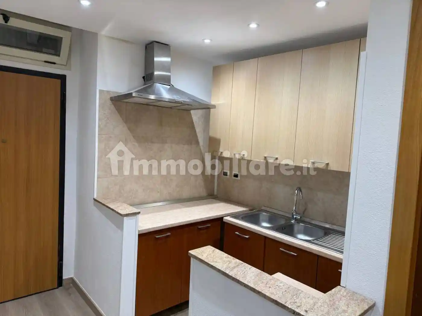 Bilocale via San Francesco di Paola, Centro Storico, Catanzaro - foto 2