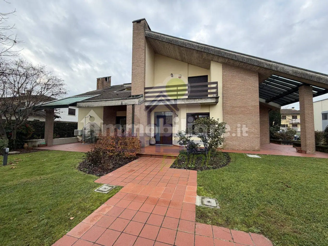 Villa in vendita a Castiraga Vidardo