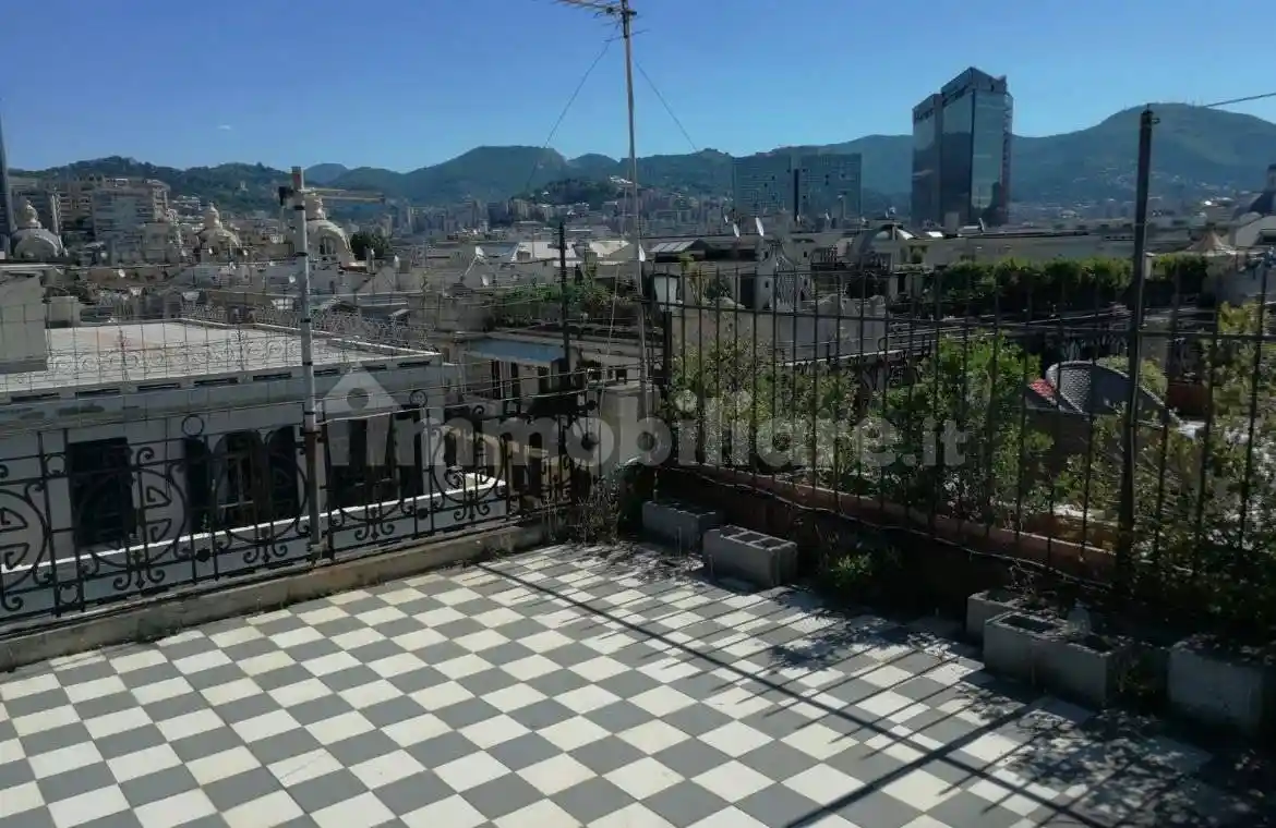 Appartamento via Ippolito d'Aste, Quadrilatero, Genova - foto 3