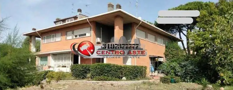 Villa unifamiliare in asta a Roma