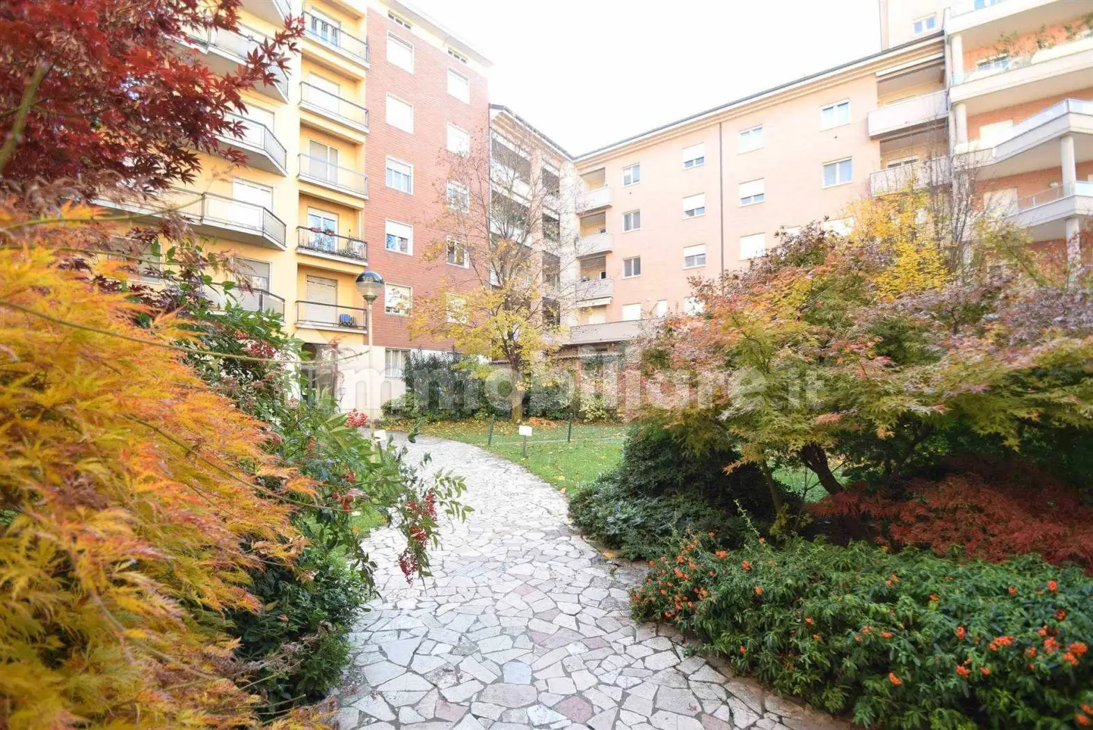 Appartamento in vendita a Piacenza